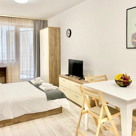 Cozy Studio Next To State Opera With Work Space Stara Zagora Ngoại thất bức ảnh