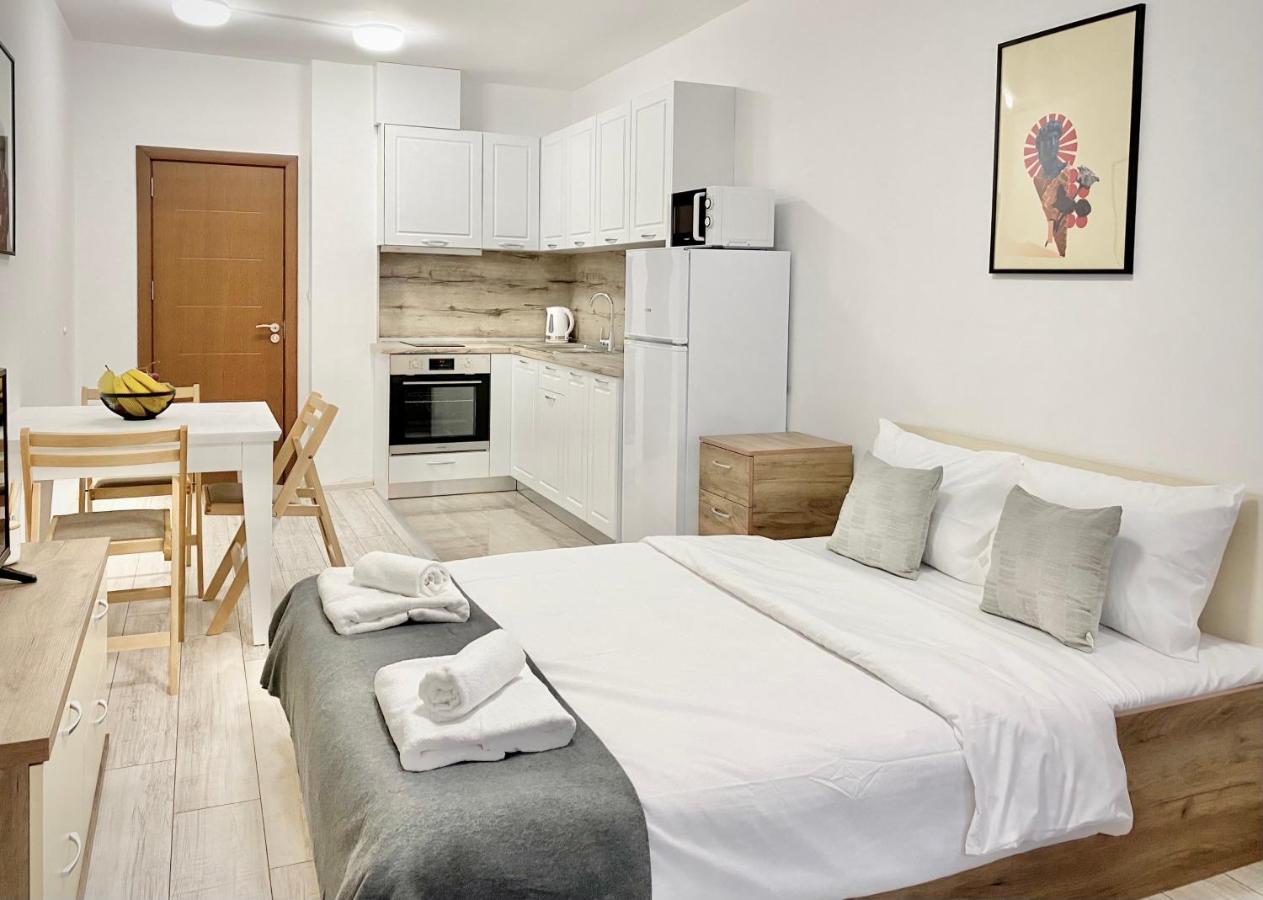 Cozy Studio Next To State Opera With Work Space Stara Zagora Ngoại thất bức ảnh