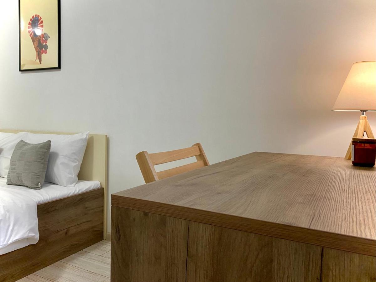 Cozy Studio Next To State Opera With Work Space Stara Zagora Ngoại thất bức ảnh