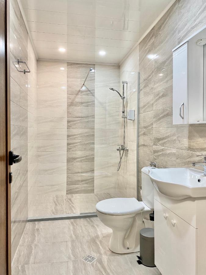 Cozy Studio Next To State Opera With Work Space Stara Zagora Ngoại thất bức ảnh